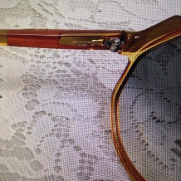 Christian Dior, Germany Oversized Sunglasses with Case - Picture 5 of 9